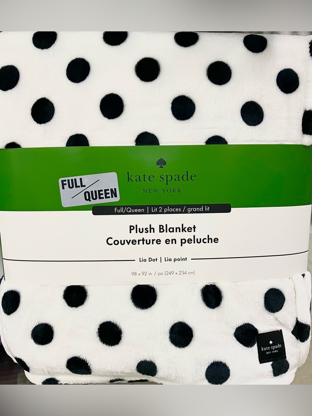 KATE SPADE Black & White Polka Dot Plush Blanket Signature New Design